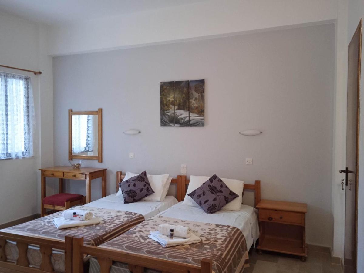 Villa Kaloudis Rooms Агиос Георгиос Екстериор снимка