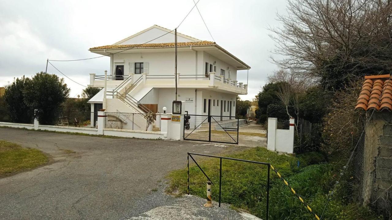 Villa Kaloudis Rooms Агиос Георгиос Екстериор снимка